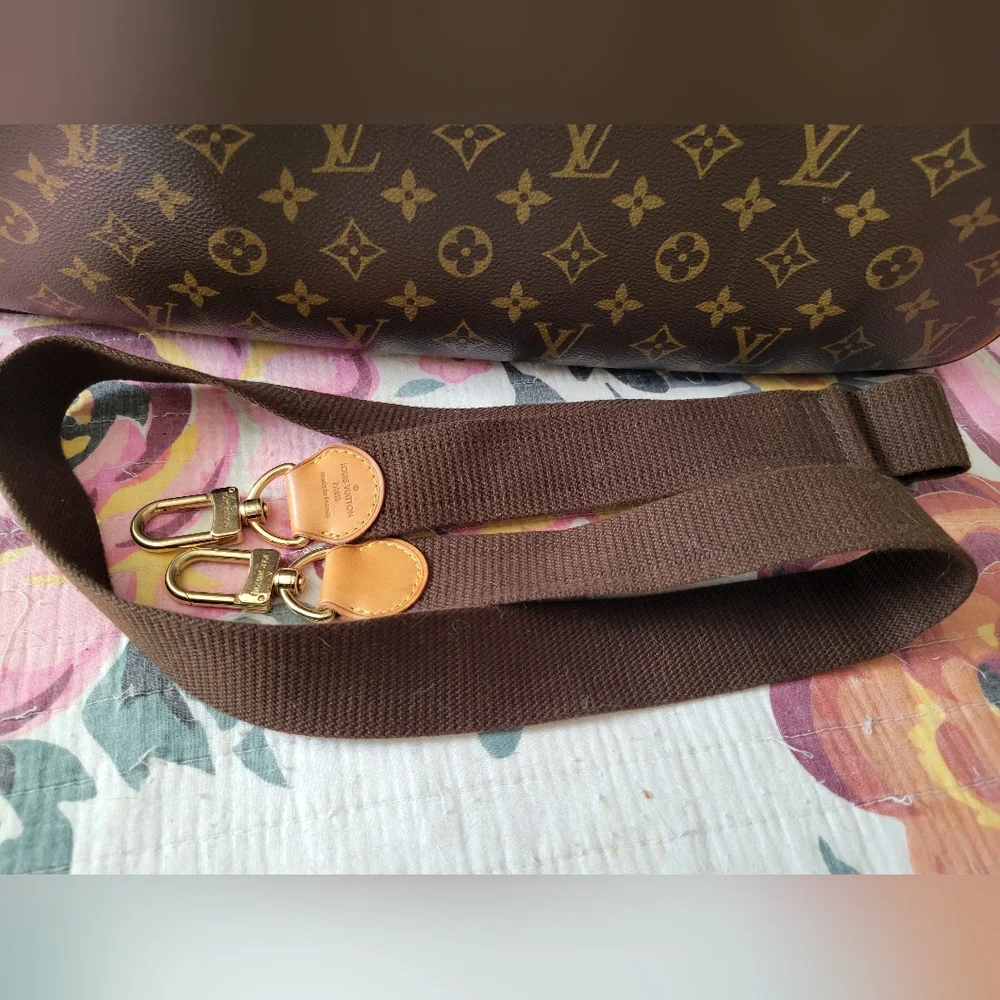 LOUIS VUITTON ALIZÉ 24 HOUR TRAVEL BAG WITH STRAP - Picture 5 of 16